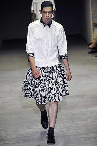 Comme des Garcons / - 2011